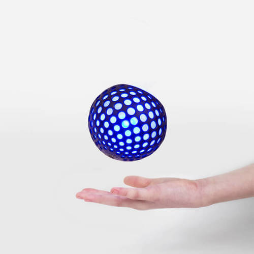 Medium throwing ball crop